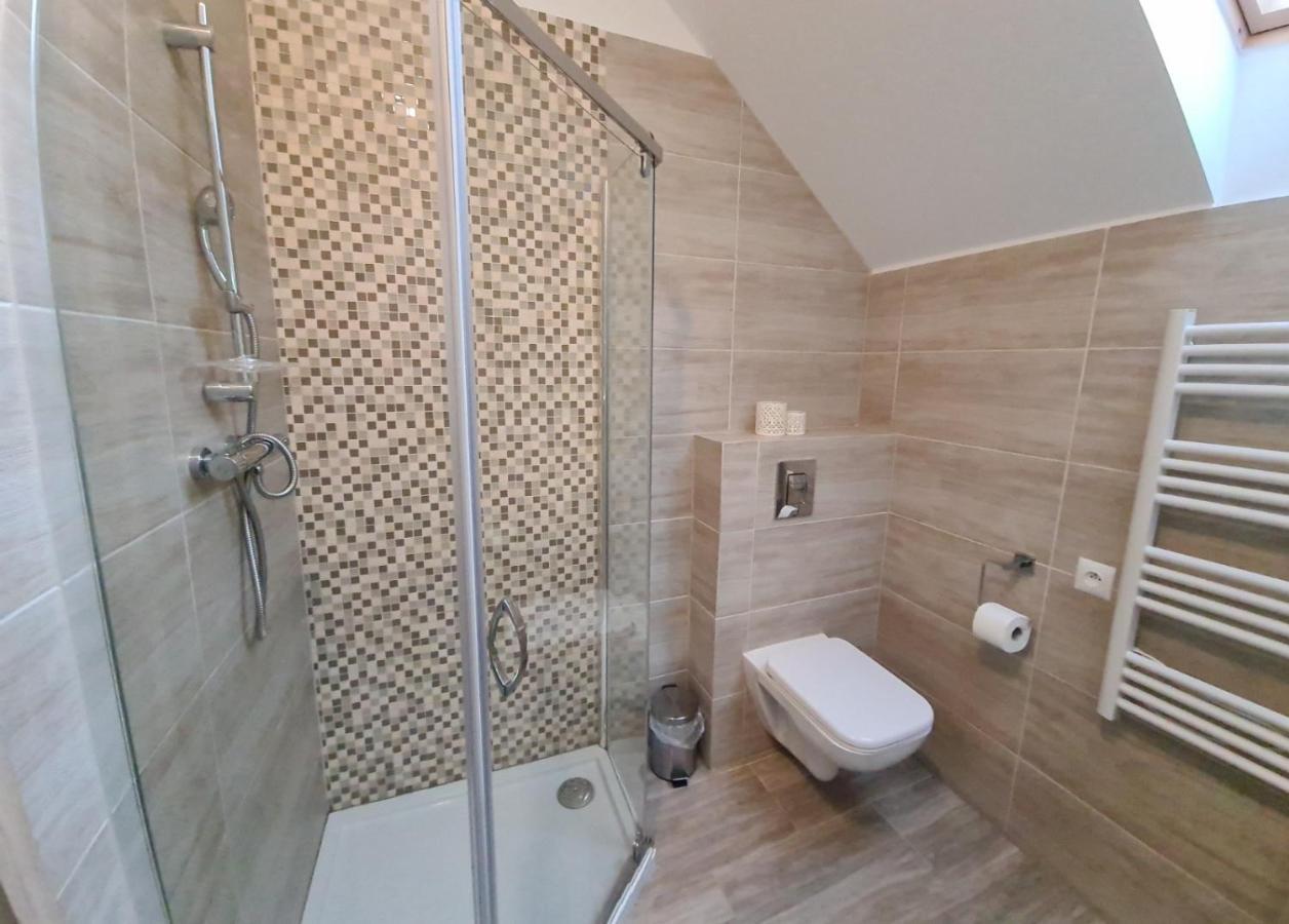 Apartament Komarno II يلينيا غورا المظهر الخارجي الصورة