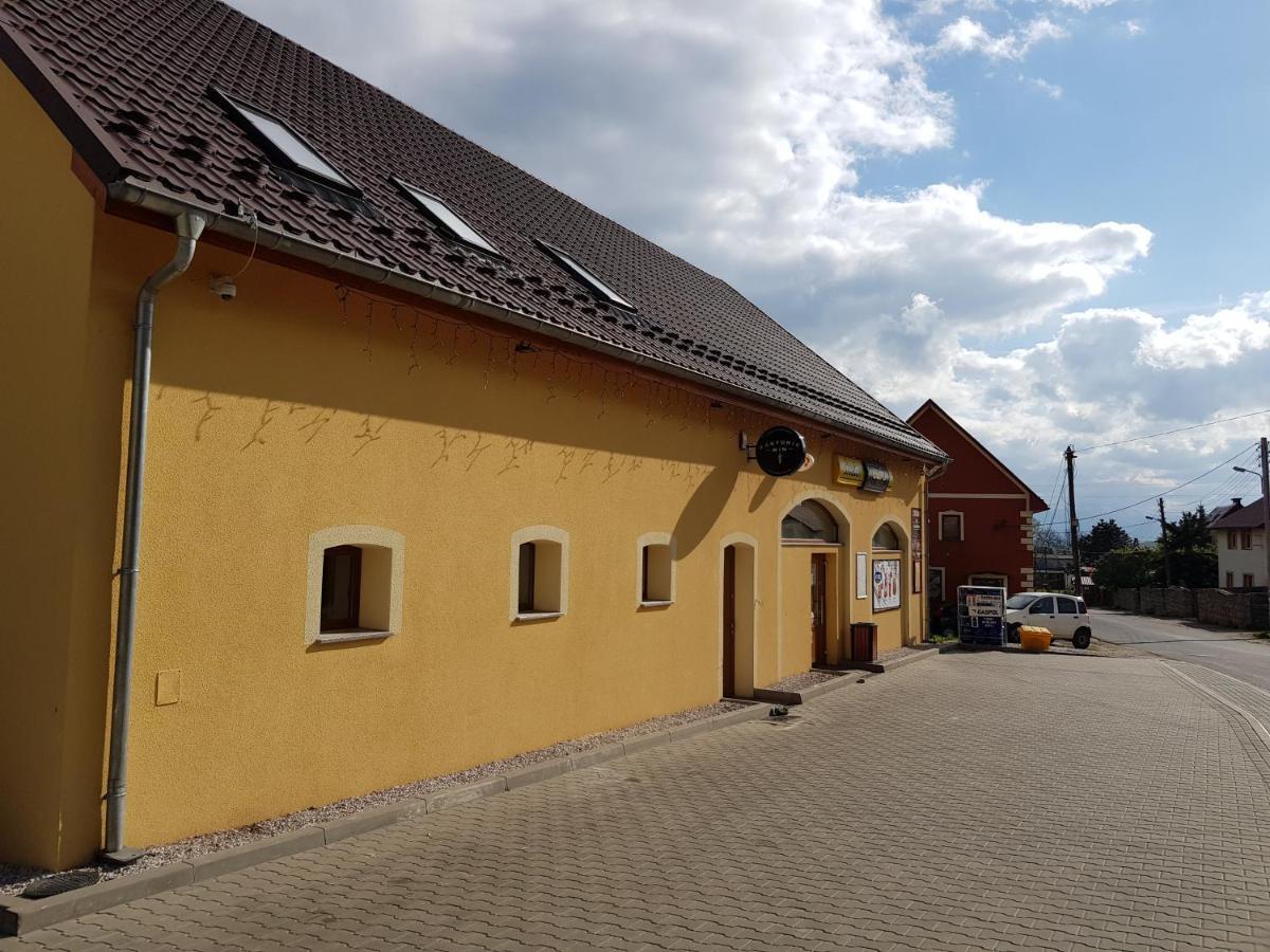 Apartament Komarno II يلينيا غورا المظهر الخارجي الصورة